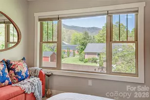 6 Hamlet St, Black Mountain, NC 28711 - Photo 36