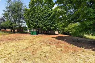 1393 Field Cir, Hickory, NC 28602 - Photo 26