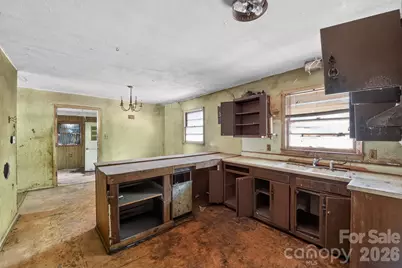 1393 Field Circle, Hickory, NC 28602 - Photo 8