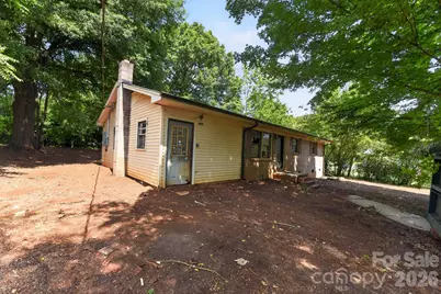 1393 Field Circle, Hickory, NC 28602 - Photo 2