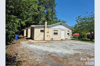 1745 Meadowbrook Terrace, Hendersonville, NC 28792 - Photo 4