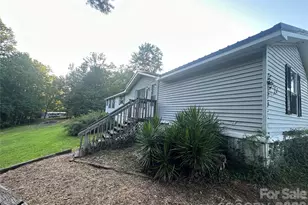 69 Woodmont Dr, Nebo, NC 28761 - Photo 2