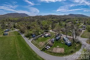 11 E Porter Rd, Asheville, NC 28803 - Photo 10