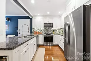 4739 Hedgemore Dr, Charlotte, NC 28209 - Photo 6
