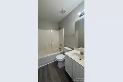 4913 Hopewood Lane, Charlotte, NC 28216 - Photo 14