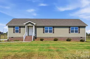 154 Back Acres Ln, Kannapolis, NC 28081 - Photo 2