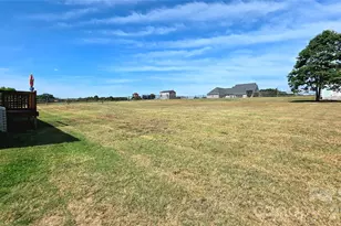 154 Back Acres Ln, Kannapolis, NC 28081 - Photo 4