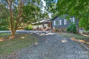 4531 Belhaven Forest Dr, Gastonia, NC 28056 - Photo 4