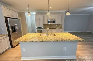 6930 Royce Ct, Charlotte, NC 28277 - Photo 10
