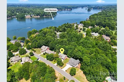 122 W Tattersall Drive, Statesville, NC 28677 - Photo 2