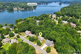 122 W Tattersall Dr, Statesville, NC 28677 - Photo 2
