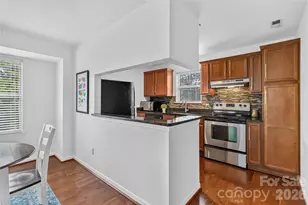 417 Olmsted Park Pl, Charlotte, NC 28203 - Photo 14
