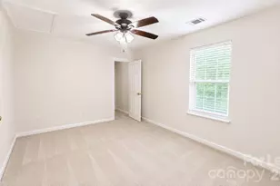 11117 Saintsbury Pl, Charlotte, NC 28270 - Photo 6