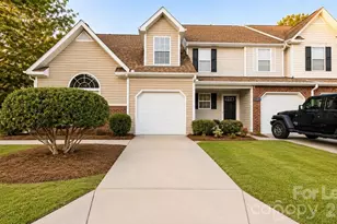 11117 Saintsbury Pl, Charlotte, NC 28270 - Photo 1