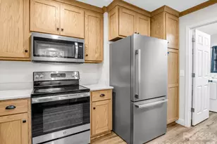 319 Arlington St, Forest City, NC 28048 - Photo 20