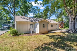 319 Arlington St, Forest City, NC 28048 - Photo 38