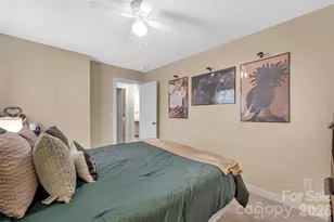 4526 Carnation Ct, Charlotte, NC 28269 - Photo 18