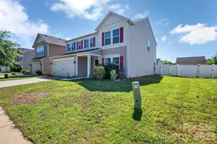 4526 Carnation Ct, Charlotte, NC 28269 - Photo 2