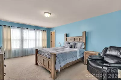 4526 Carnation Court, Charlotte, NC 28269 - Photo 12