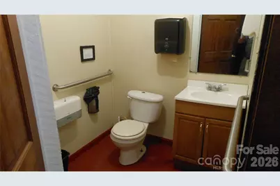 1553 S Battleground Avenue, Kings Mountain, NC 28086 - Photo 16