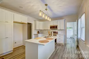 507 S Elm St, Cherryville, NC 28021 - Photo 10