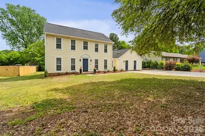 6600 Porterfield Road, Charlotte, NC 28226 - Photo 2
