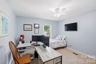 9200 Deer Spring Ln, Charlotte, NC 28210 - Photo 32