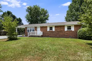 490 Ecusta Rd, Brevard, NC 28712 - Photo 1