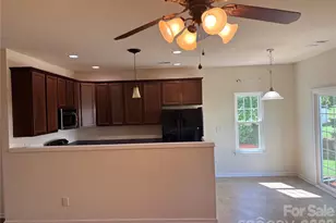 305 Sandy Spring Ln, Clover, SC 29710 - Photo 8