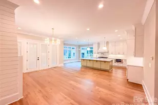 4828 Walker Rd, Charlotte, NC 28211 - Photo 6