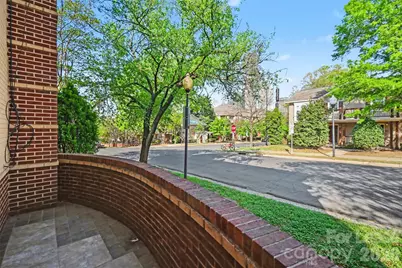 701 E 8th Street, Charlotte, NC 28202 - Photo 28