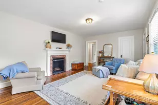 1252 11th St, Hickory, NC 28601 - Photo 6