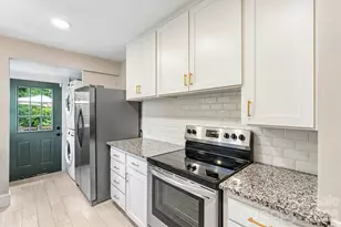 1252 11th St, Hickory, NC 28601 - Photo 14