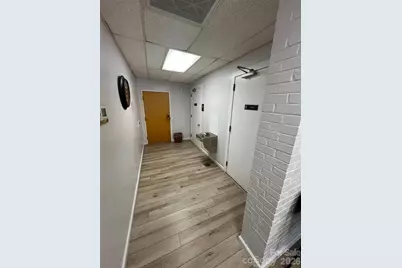 320 E Lee Avenue, Yadkinville, NC 27055 - Photo 22