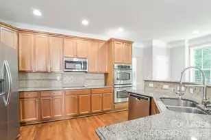 7356 Sedgebrook Dr W, Lowesville, NC 28164 - Photo 12