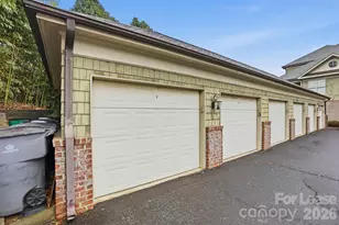 1117 Park West Dr, Charlotte, NC 28209 - Photo 34