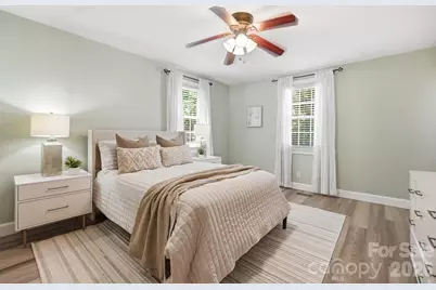 417 Woodvale Place, Charlotte, NC 28208 - Photo 18