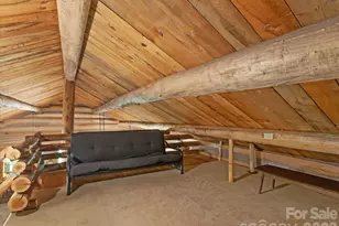 230 Chatter Box Ln, Green Mountain, NC 28740 - Photo 24