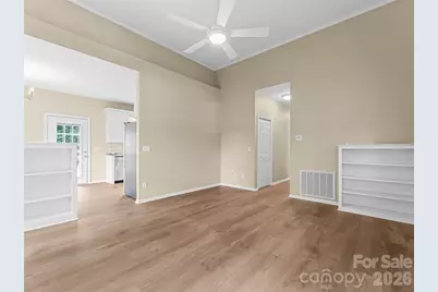 66 Hyde Avenue, Tryon, NC 28782 - Photo 4