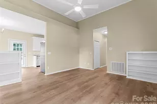 66 Hyde Ave, Tryon, NC 28782 - Photo 4