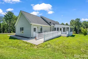 355 Hidden Meadow Dr, Hendersonville, NC 28792 - Photo 38