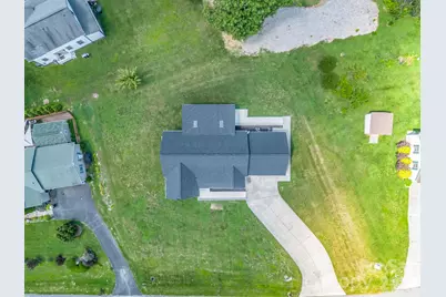 355 Hidden Meadow Drive, Hendersonville, NC 28792 - Photo 42