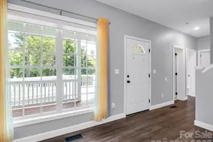 355 Hidden Meadow Dr, Hendersonville, NC 28792 - Photo 8