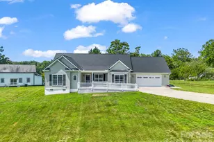 355 Hidden Meadow Dr, Hendersonville, NC 28792 - Photo 44