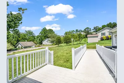 355 Hidden Meadow Drive, Hendersonville, NC 28792 - Photo 38
