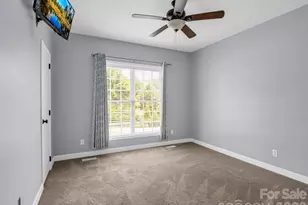 355 Hidden Meadow Dr, Hendersonville, NC 28792 - Photo 28