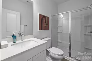 3011 Pointe Town Dr, Charlotte, NC 28208 - Photo 2