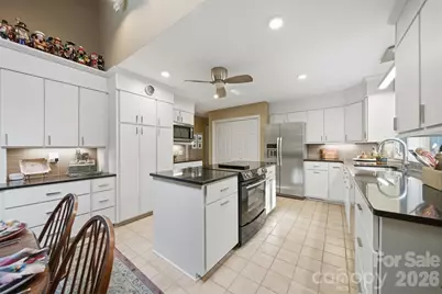 414 Stonecroft Drive SE, Lenoir, NC 28645 - Photo 18