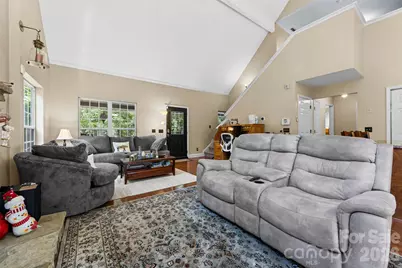 315 Honey Locust Lane, Whittier, NC 28789 - Photo 6