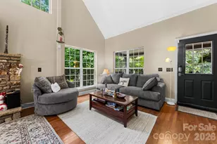 315 Honey Locust Ln, Whittier, NC 28789 - Photo 8
